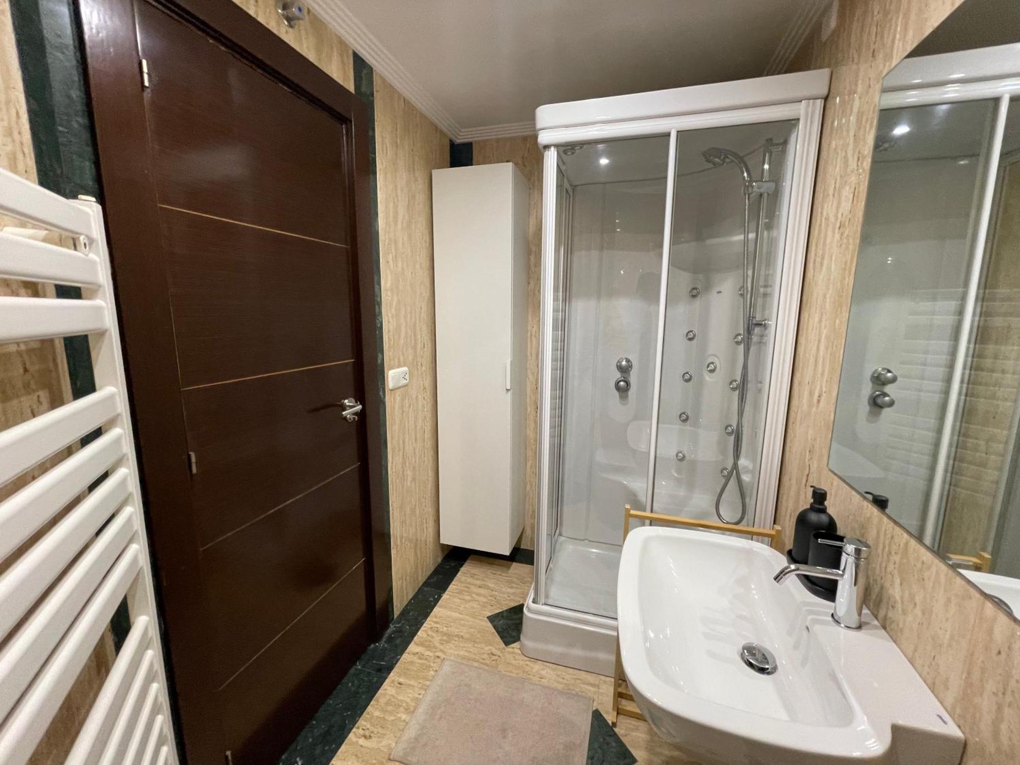 Atuaire Home Vivienda B Luminosa Parking Incluido En Plena Calle Comercial Burgo Exterior foto